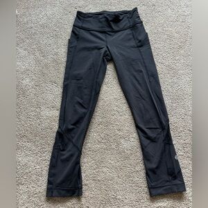 Cropped black lululemon leggings